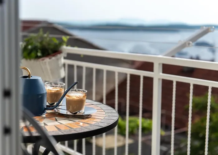 Yukka Comfor Center Hvar With Parking Apartament Hvar Town